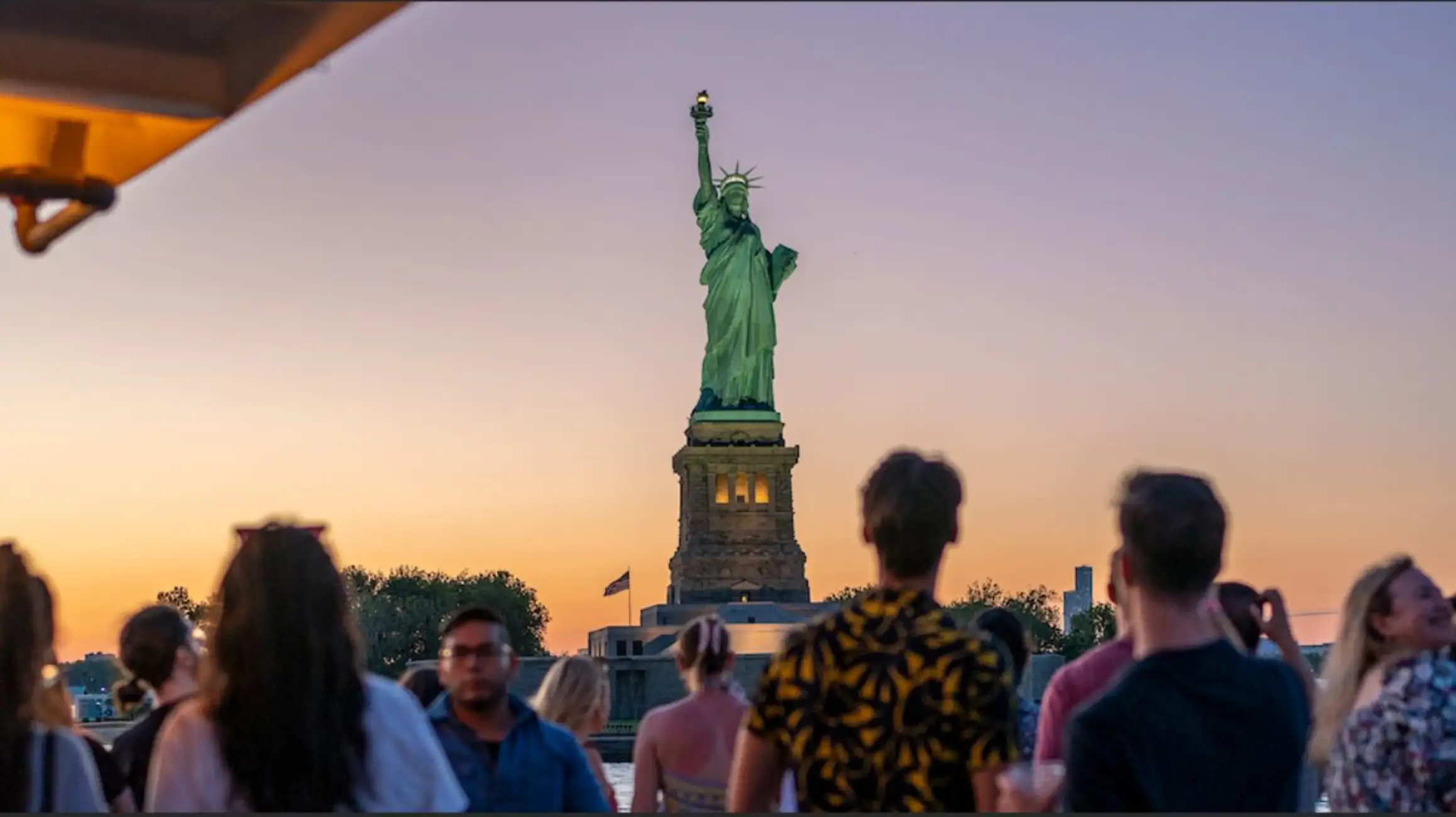 NYC : Croisière au coucher du soleil à la Statue de la Liberté – Billet coupe-file